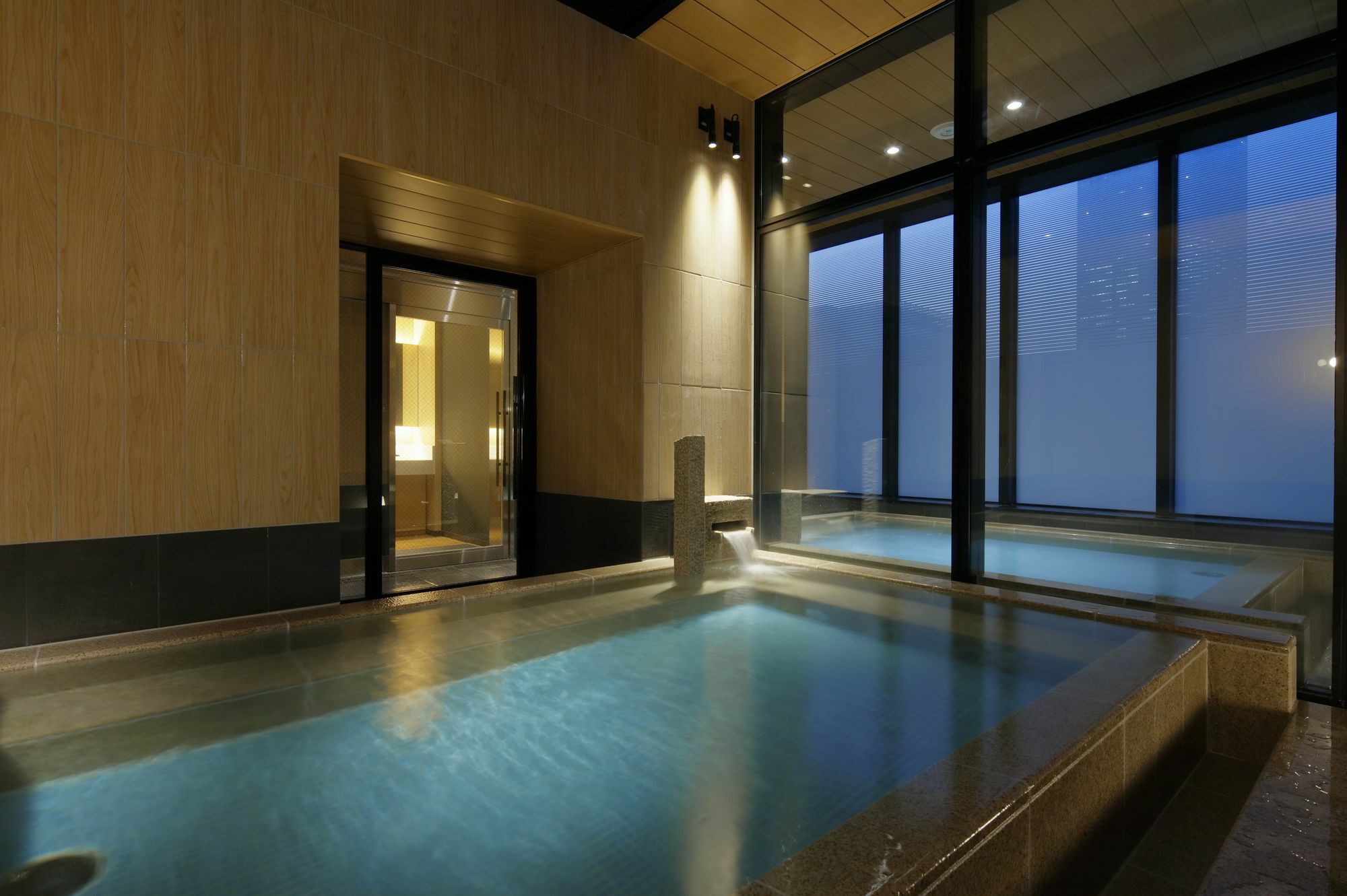 Candeo Hotels Tokyo Shimbashi Exterior photo